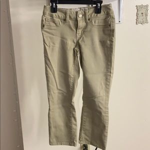 Khaki Capri